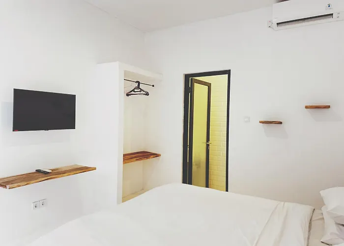 Elia & Rooftop Panoramic Sauna * Canggu