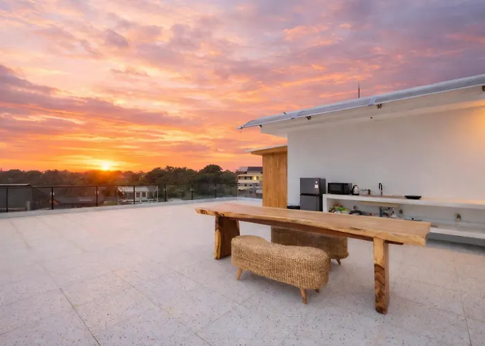 Elia & Rooftop Panoramic Sauna